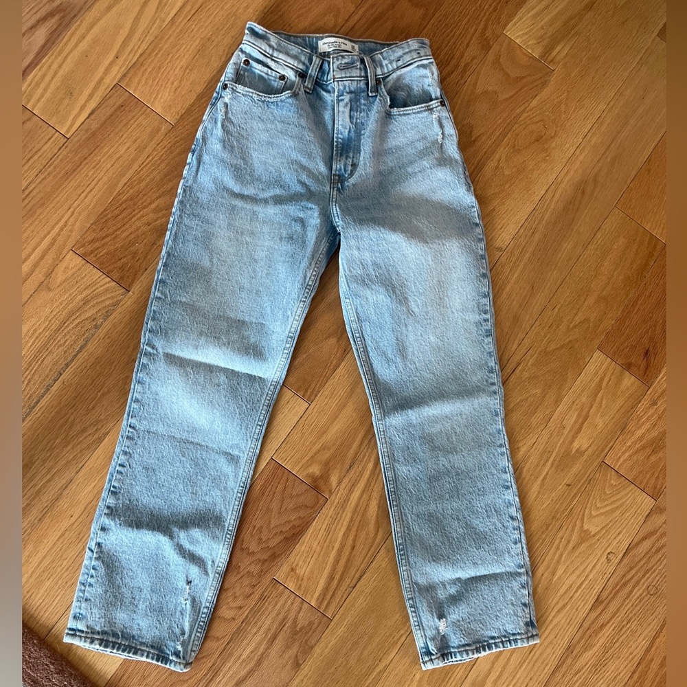 Abercrombie and Fitch Curve Love 90s Straight jeans women size 24 XS